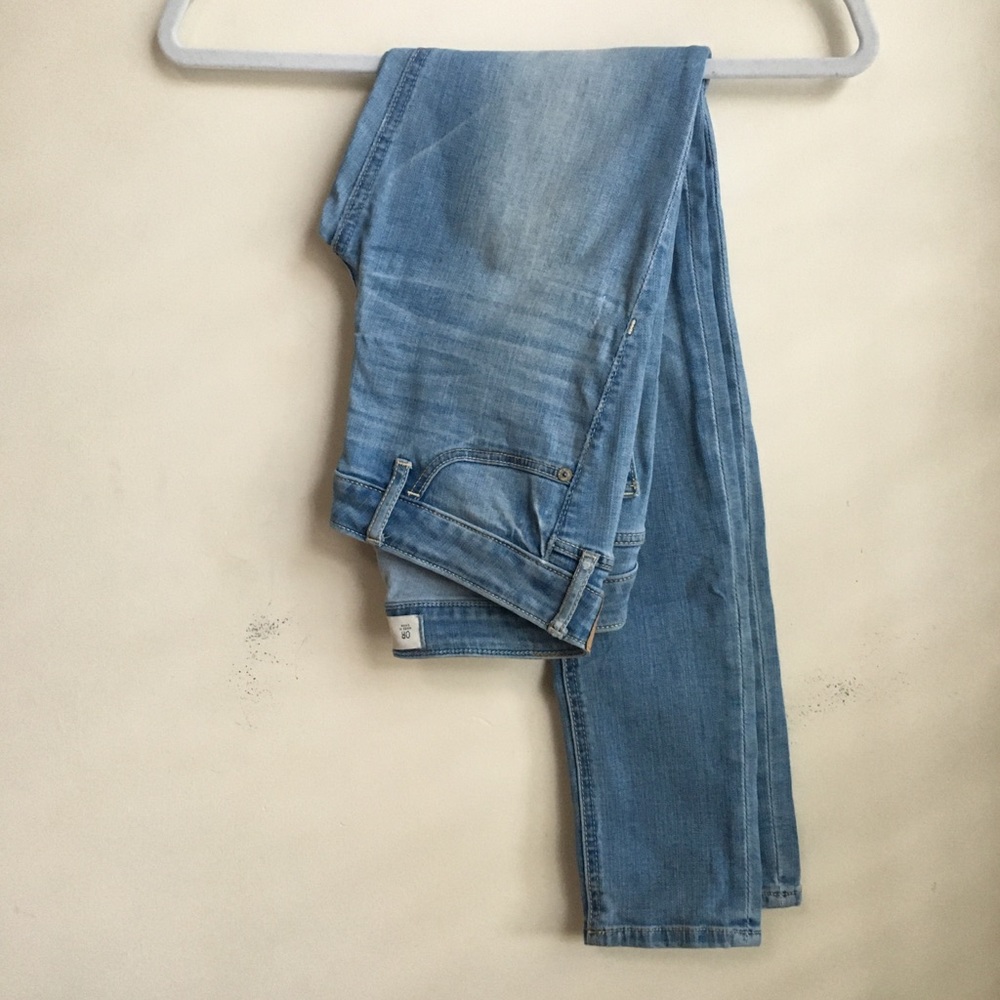 Abercrombie & Fitch Light Distressed Skinny Jeans